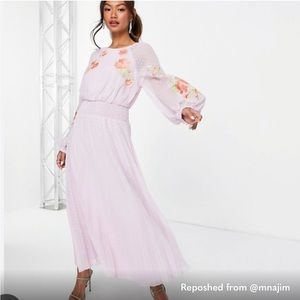 🆕(NWT) ASOS Purple Pleated Midi/Maxi Sundress with Floral Embroidery. US 12